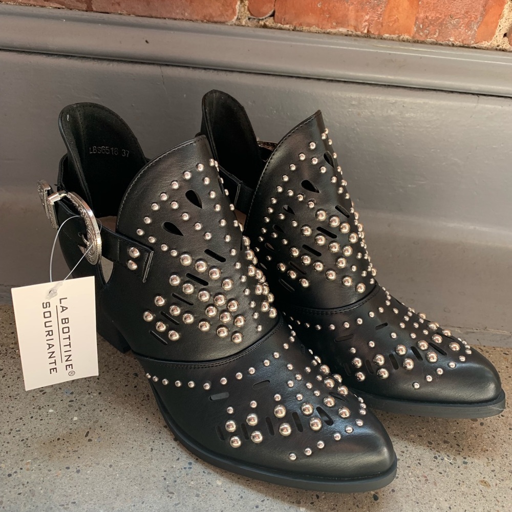 LA BOTTINE SOURIANTE Black Studded Booties